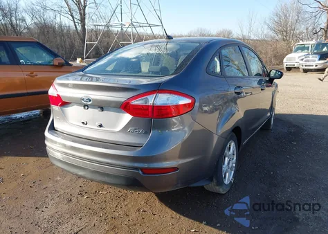 2014 Ford Fiesta Se из США, поврежденный, VIN 3FADP4BJ9EM234318